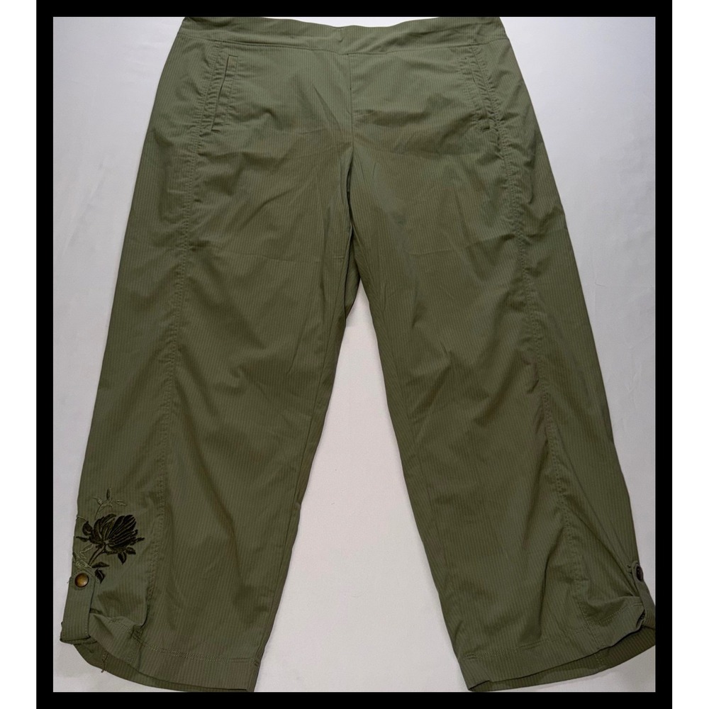Zenergy by Chico's Crop Pants Women Size 2 Green Embroidered Stretch Athleisure